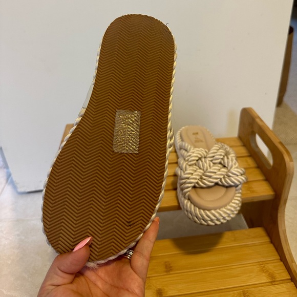 H&M sandals - Picture 4 of 6